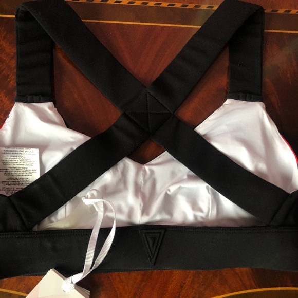 NO KA OI kuku ola sport Bra - Picture 7 of 8